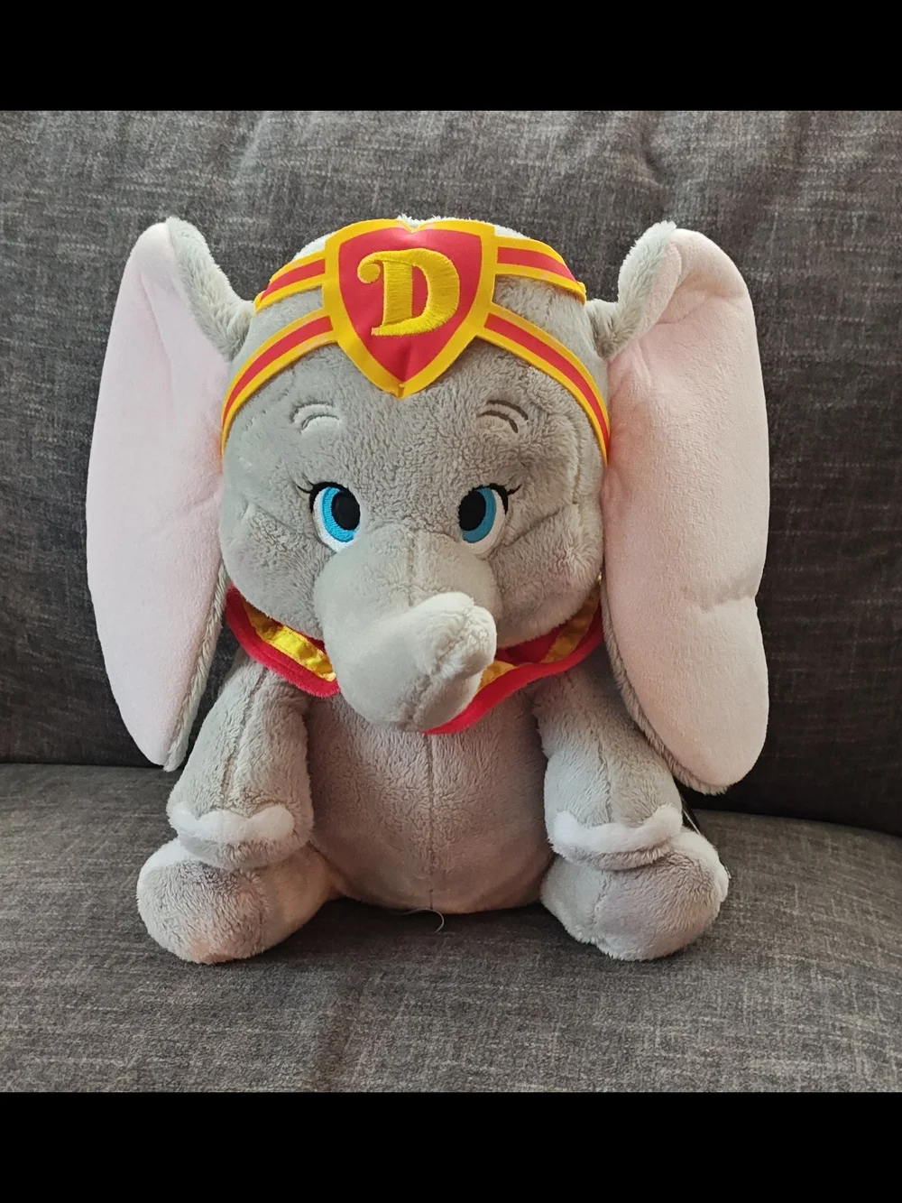 Disney Store Exclusive Dumbo Elephant Plush 15” Authentic - Genuine - New